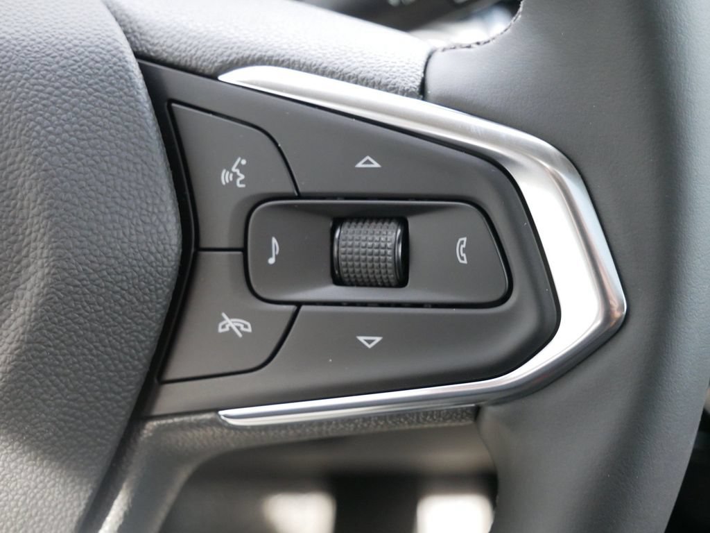 New 2026 Chevrolet Trax LT w/ Sunroof Package FWD image 24