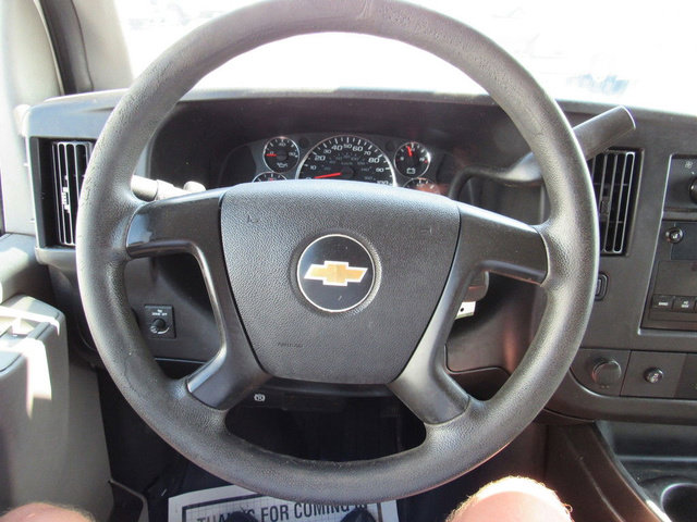 Used 2014 Chevrolet Express 2500 RWD image 30