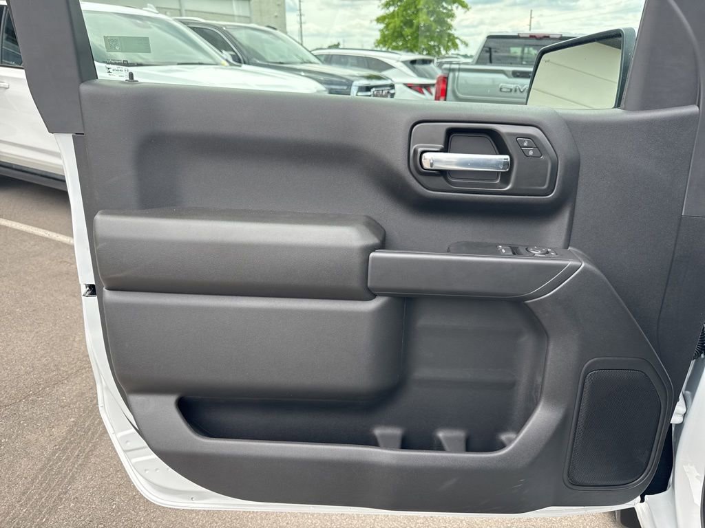 New 2026 GMC Sierra 1500 Pro w/ Pro Value Package AWD/4WD image 11