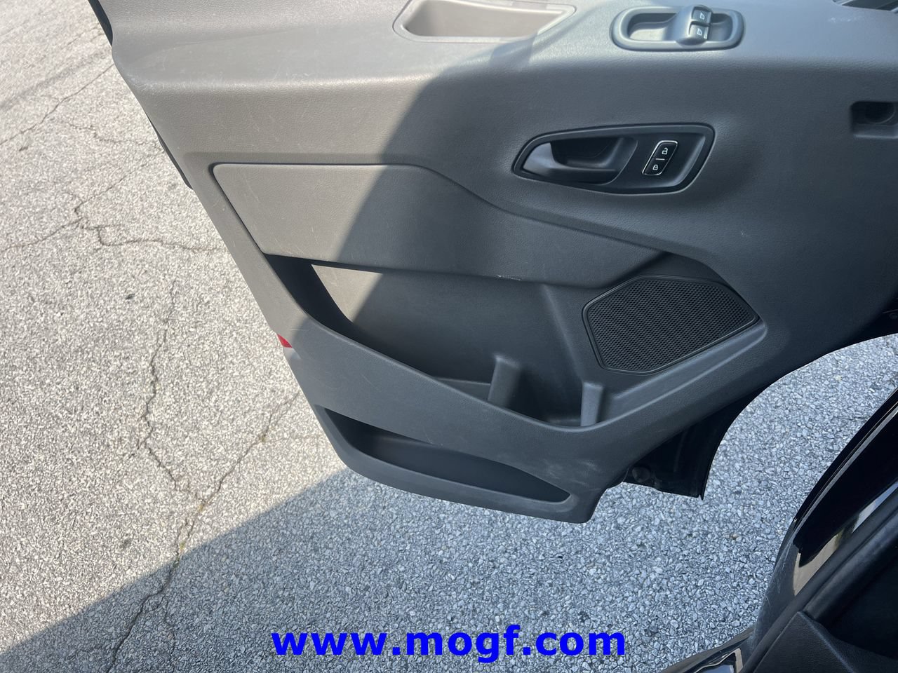 Used 2024 Ford Transit 350 XLT RWD image 15