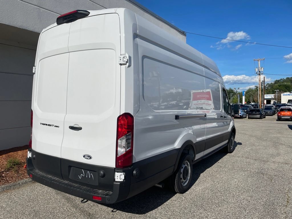 New 2026 Ford Transit 250 148 High Roof Extended RWD image 10