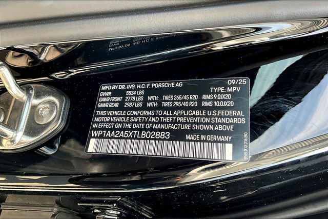 Used 2026 Porsche Macan image 19