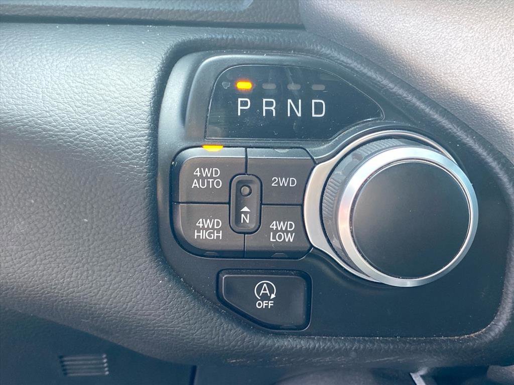 Used 2022 RAM 1500 Big Horn AWD/4WD image 12