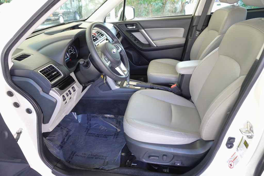 Used 2018 Subaru Forester 2.5i Limited AWD/4WD image 9