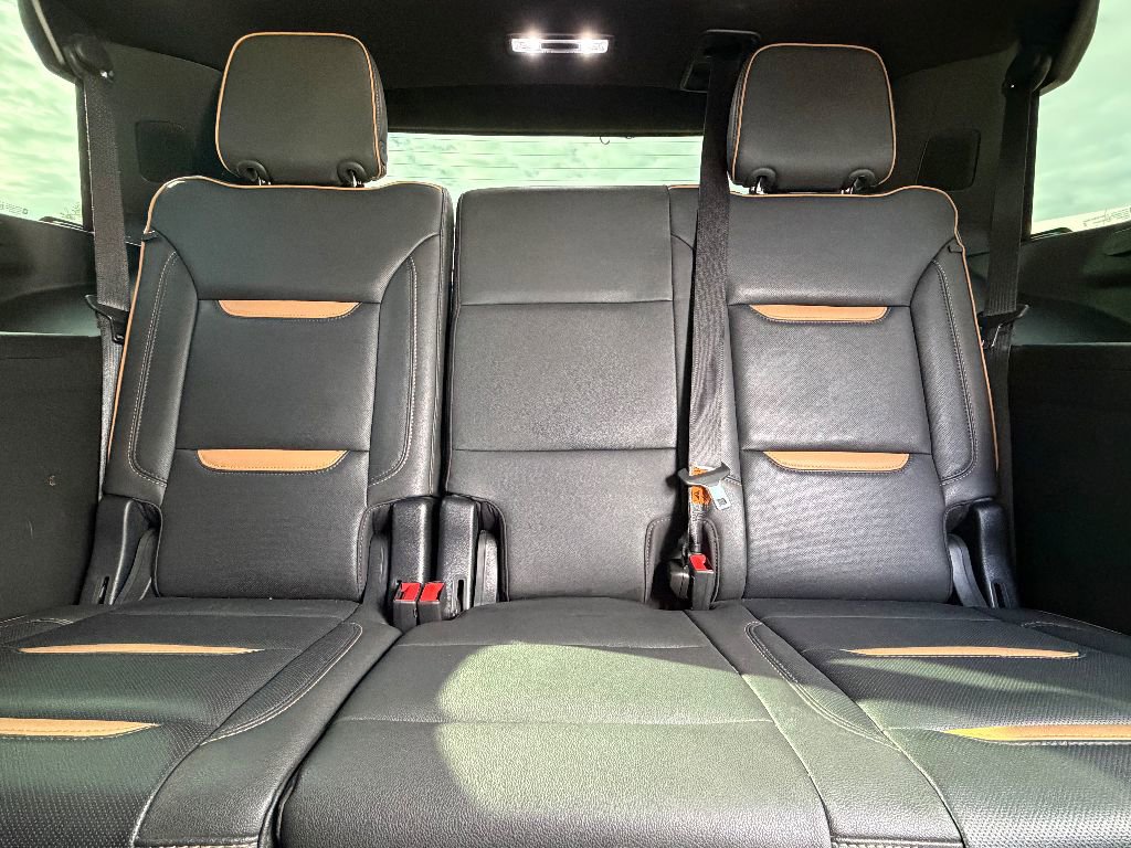 Certified 2023 GMC Yukon AT4 image 6