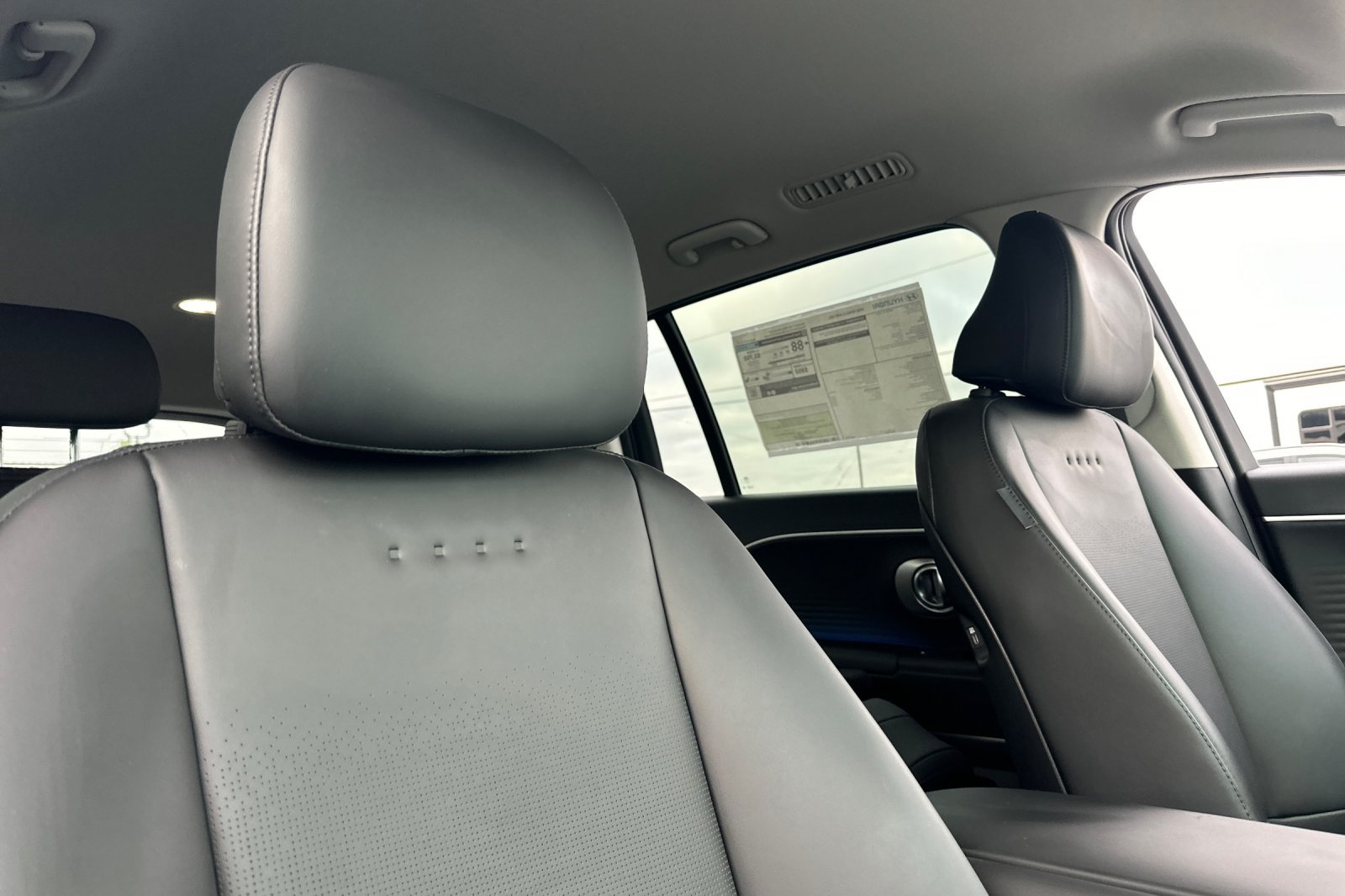 New 2026 Hyundai Ioniq 9 SEL AWD/4WD image 18
