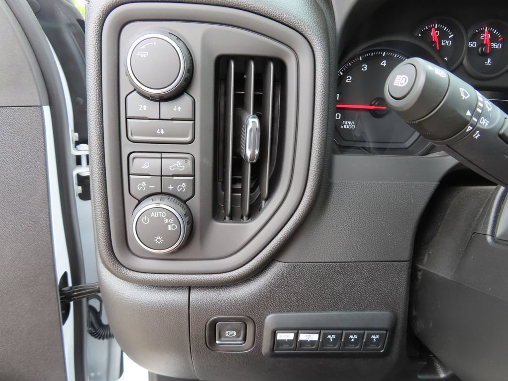 New 2026 Chevrolet Silverado 3500 W/T w/ WT Convenience Package AWD/4WD image 11