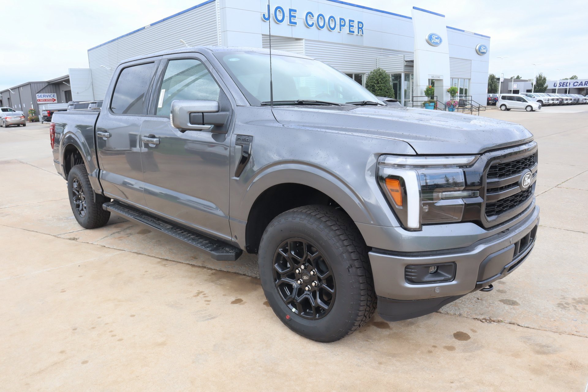 New 2025 Ford F150 Lariat w/ FX4 Off-Road Package