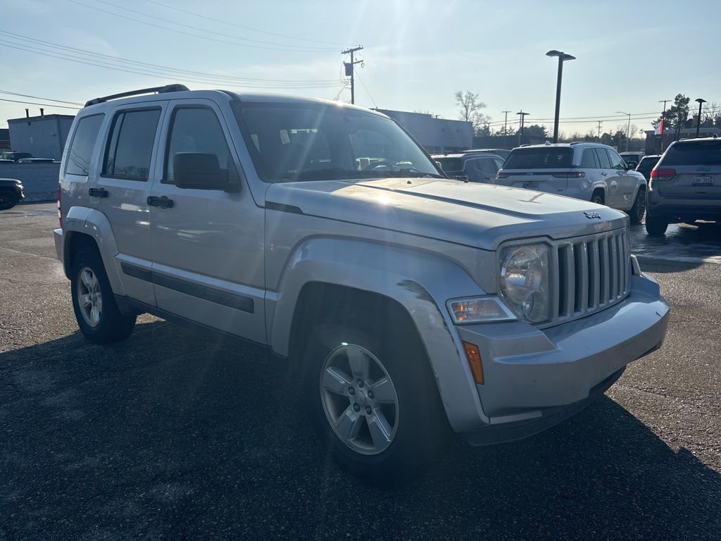 Used 2010 Jeep Liberty Sport w/ Popular Equipment Group image 8