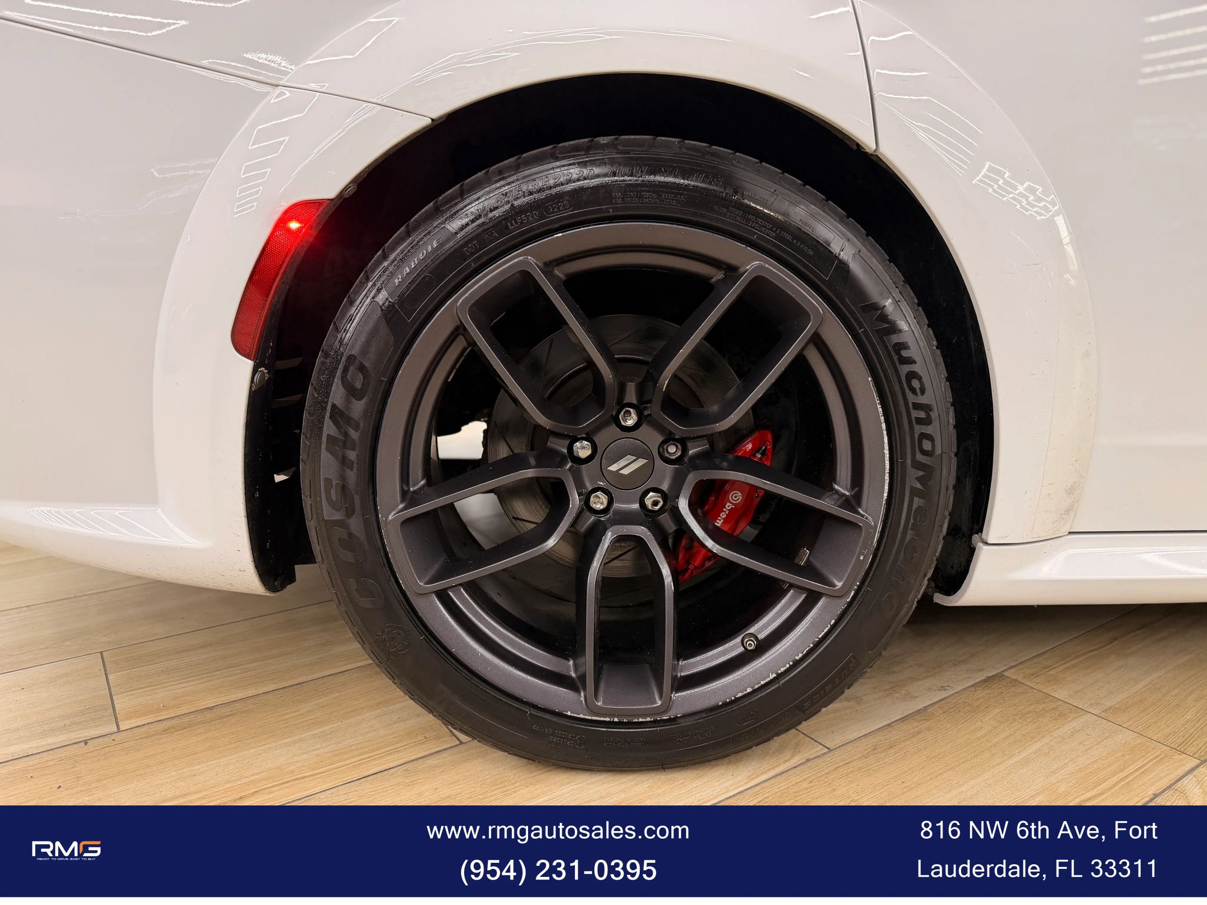 Used 2020 Dodge Charger Scat Pack RWD image 10