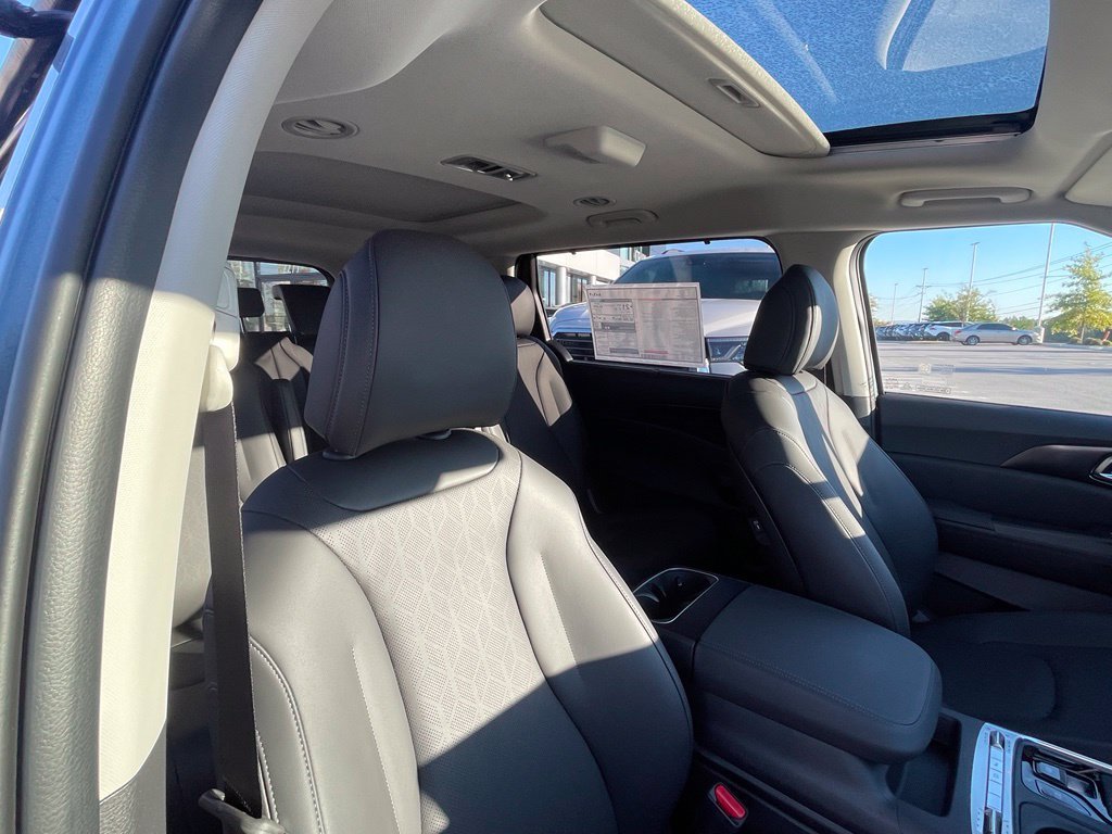 New 2027 Kia Carnival SX w/ Dark Edition Package FWD image 26