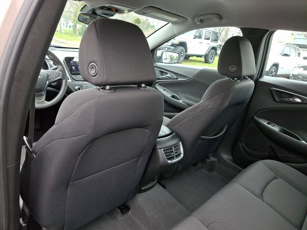 Used 2023 Chevrolet Malibu LT image 21