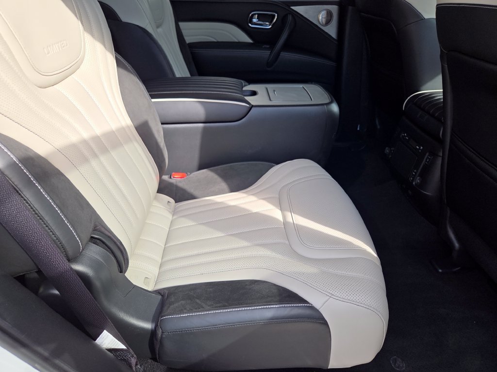 Used 2020 INFINITI QX80 Limited w/ All-Season Package AWD/4WD image 38