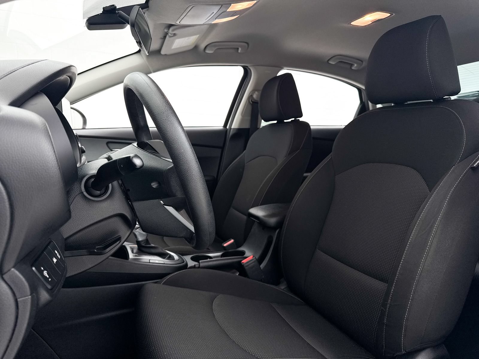 Used 2021 Kia Forte Sedan FWD image 19