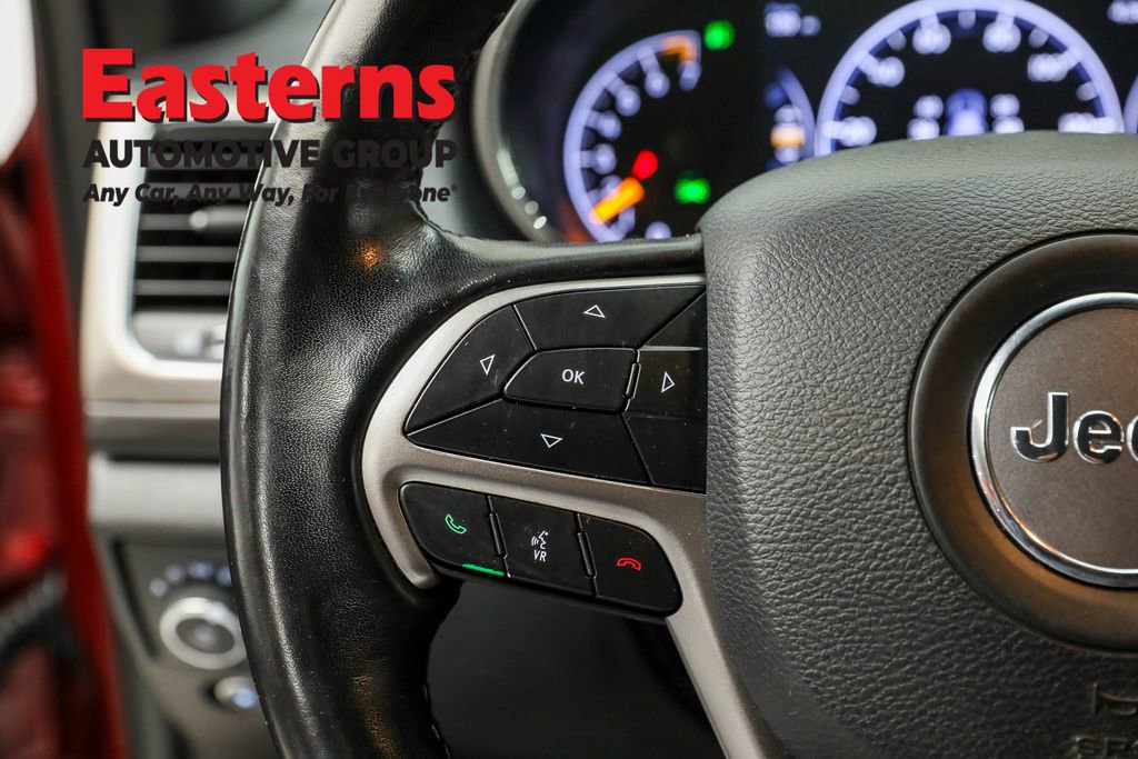 Used 2021 Jeep Grand Cherokee Laredo X image 15