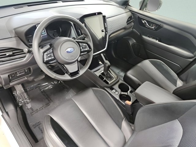 Used 2025 Subaru Forester Touring w/ Popular Package - Touring AWD/4WD image 26