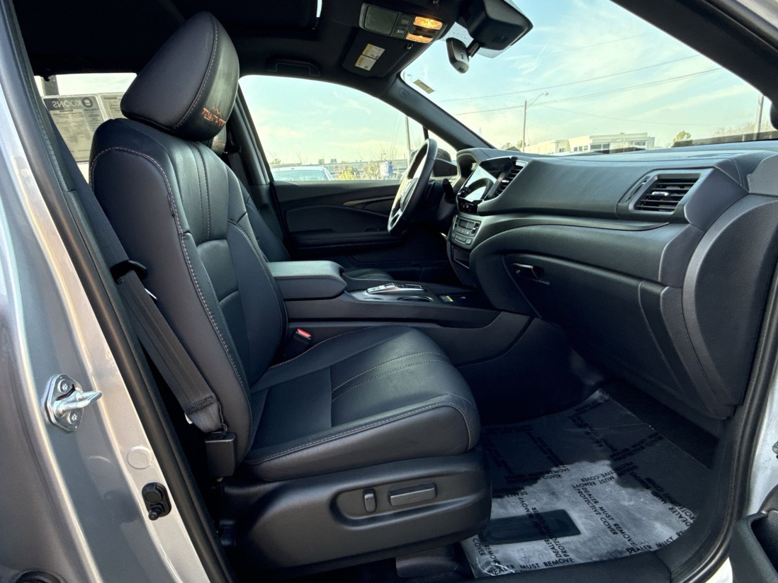 Used 2025 Honda Passport TrailSport image 27