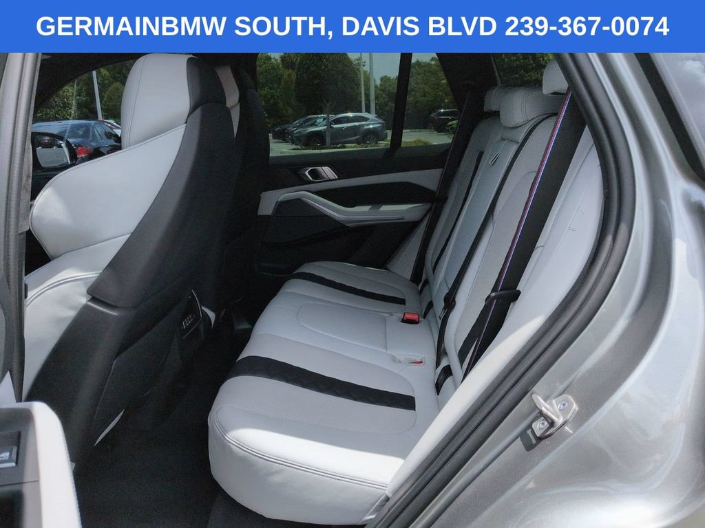 Used 2022 BMW X5 M w/ Competition Package 2 AWD/4WD image 16
