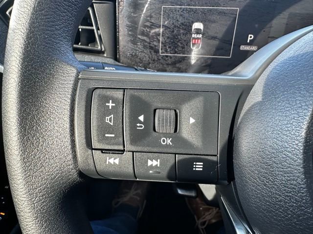 Used 2025 Nissan Kicks SV FWD image 30