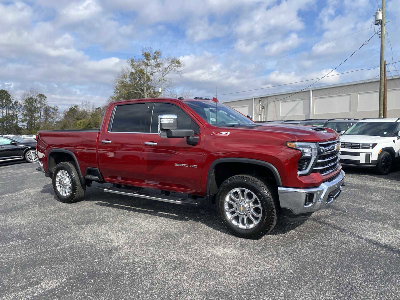 Used 2025 Chevrolet Silverado 2500 LTZ w/ LTZ Premium Package image 1