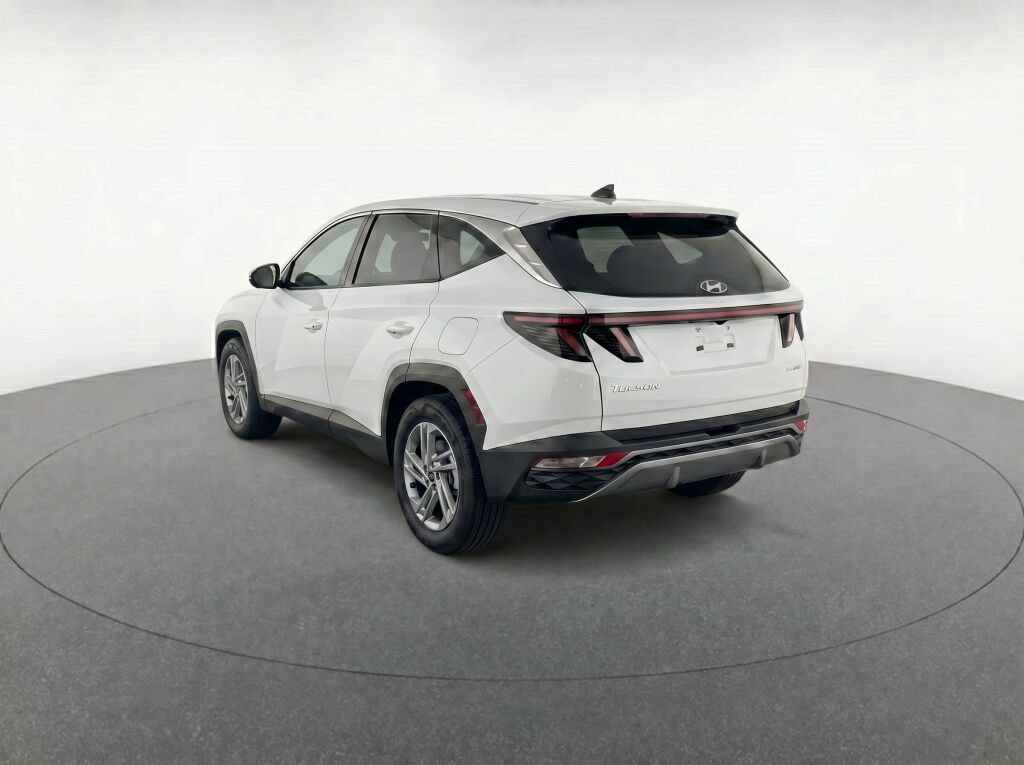 Used 2025 Hyundai Tucson SE AWD/4WD image 36