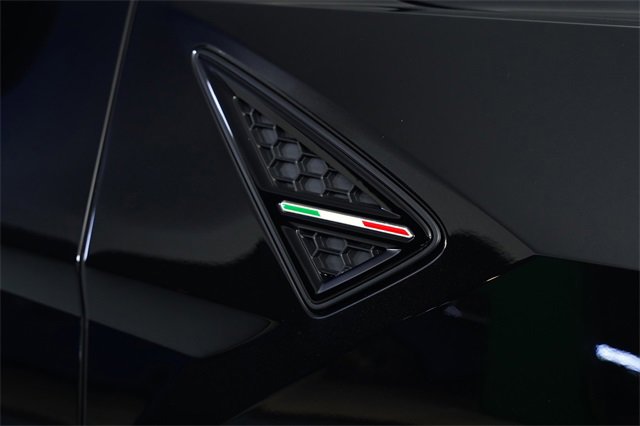 Used 2025 Lamborghini Urus SE image 10