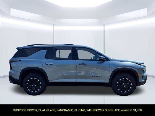 New 2027 Chevrolet Traverse Z71 w/ LPO, Floor Liner Package AWD/4WD image 2
