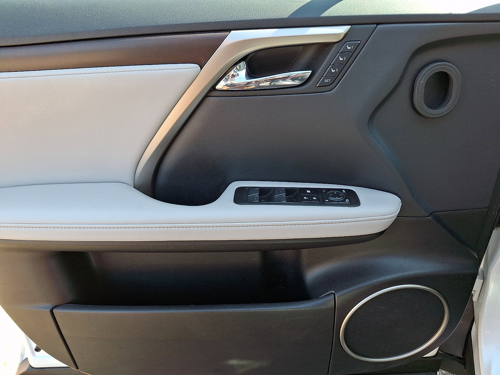 Certified 2020 Lexus RX 350 AWD w/ Premium Package image 13