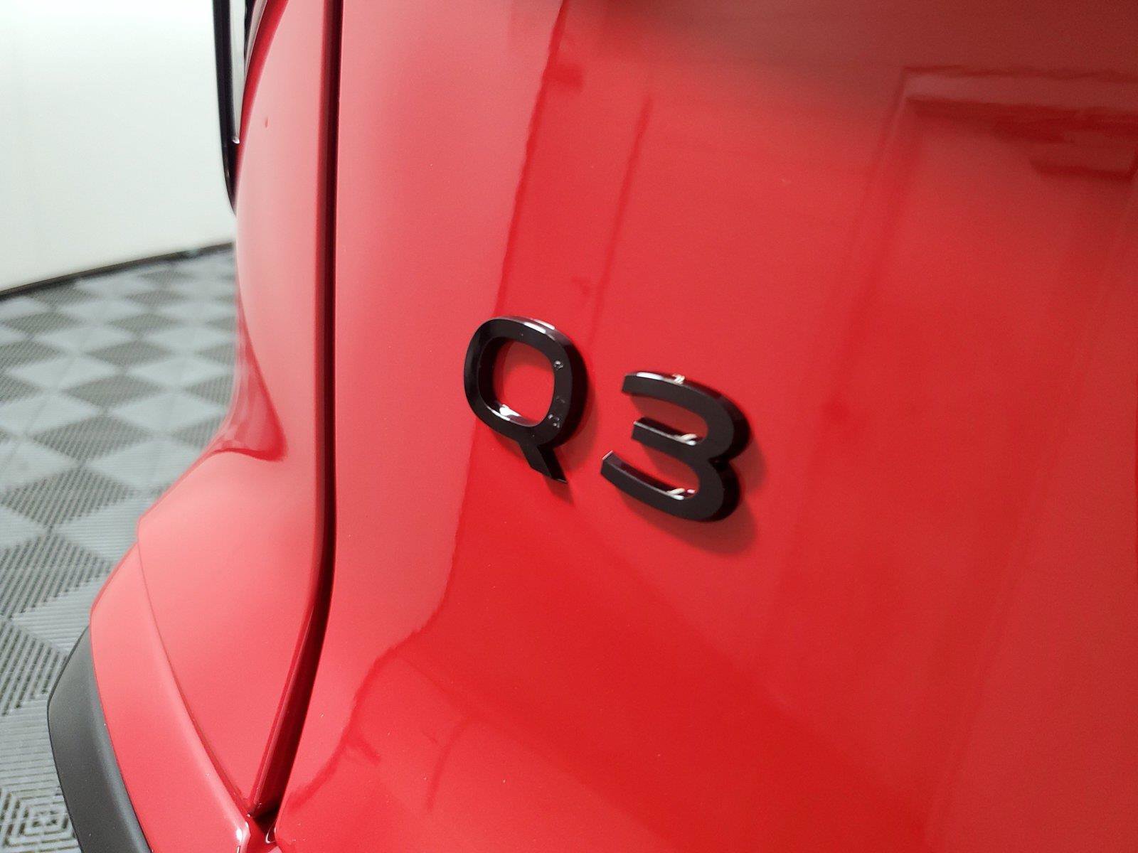 New 2026 Audi Q3 quattro 2.0T AWD/4WD image 9