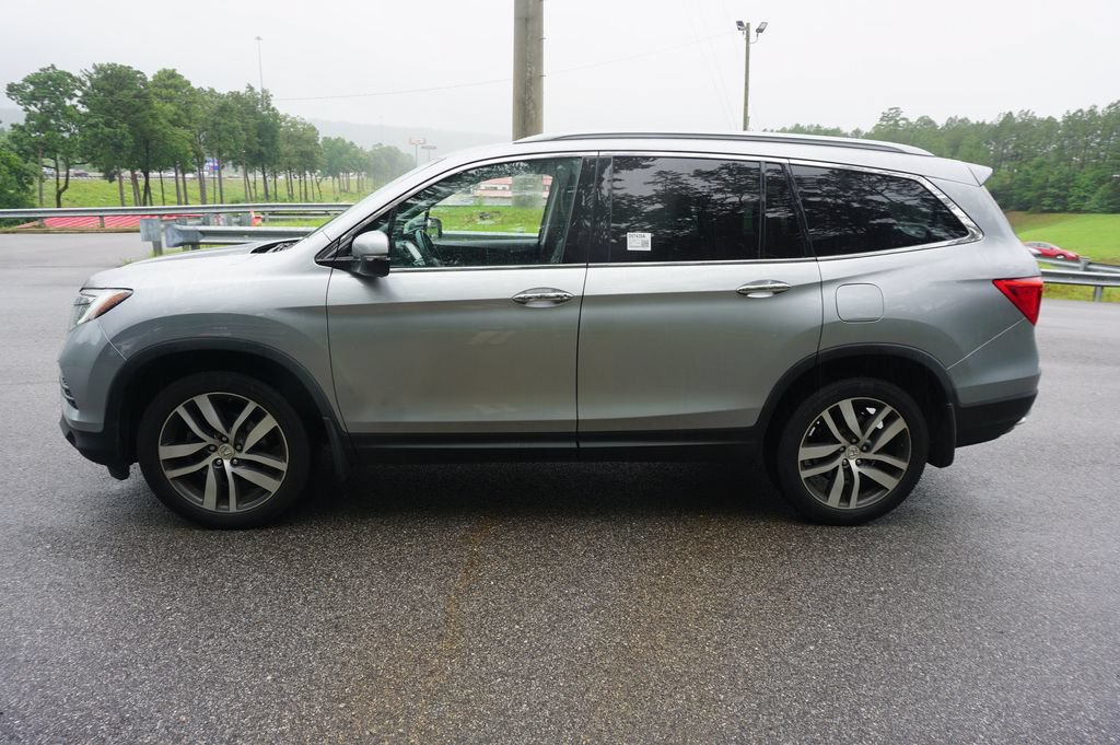 Used 2017 Honda Pilot Elite image 21