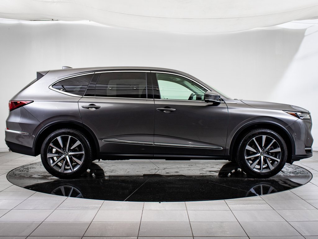 Used 2025 Acura MDX SH-AWD w/ Technology Package image 11