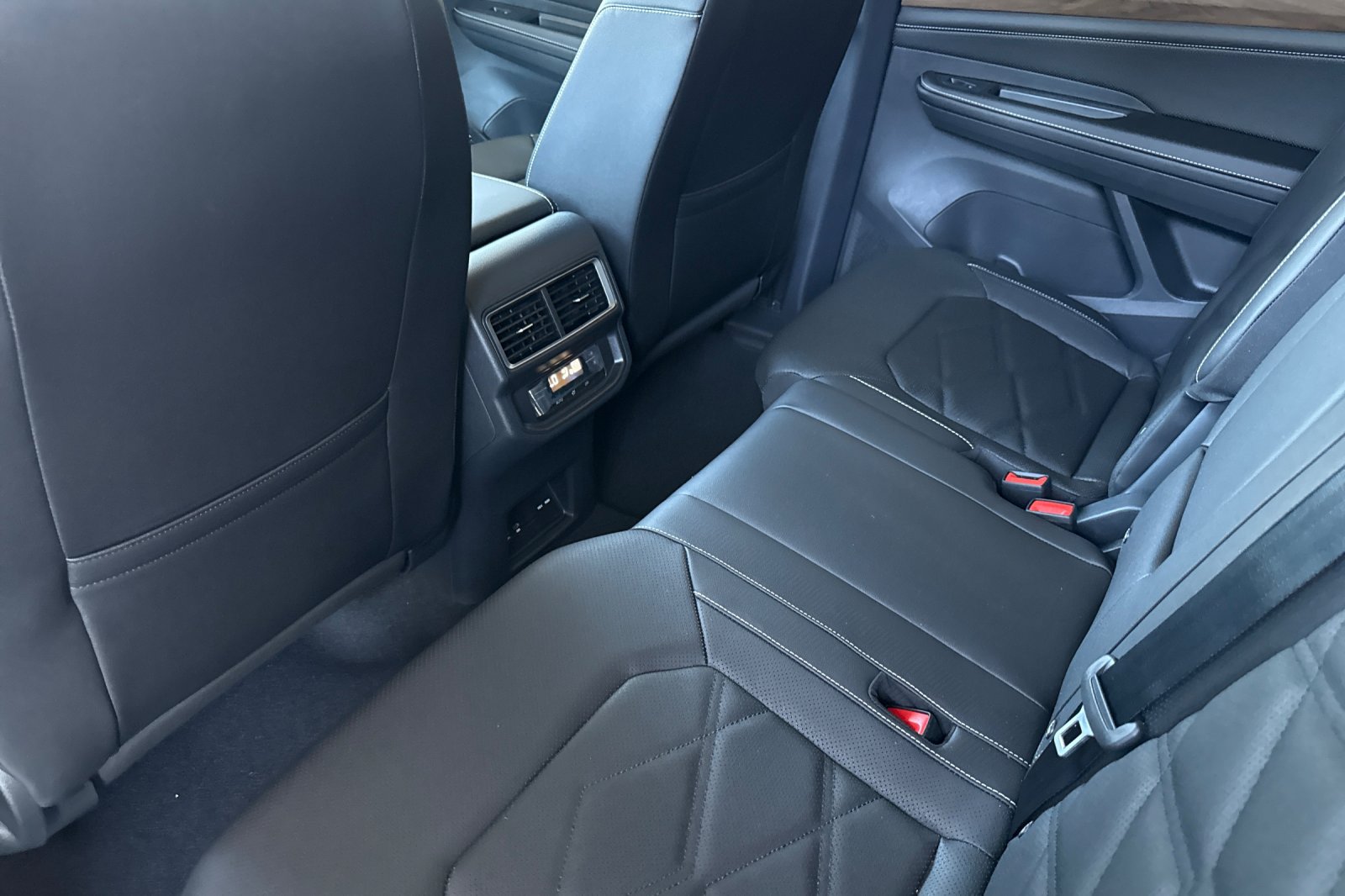 New 2026 Volkswagen Atlas SE AWD/4WD image 12