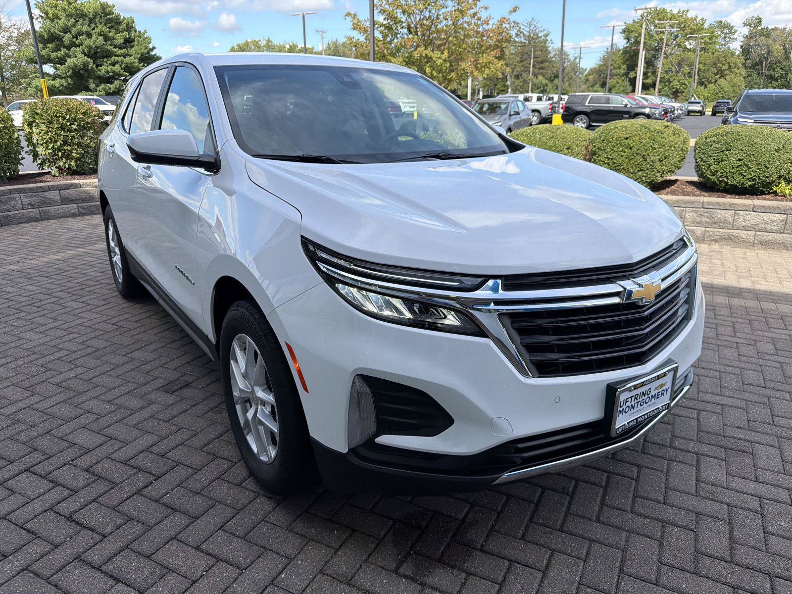 Used 2023 Chevrolet Equinox LT AWD/4WD image 8