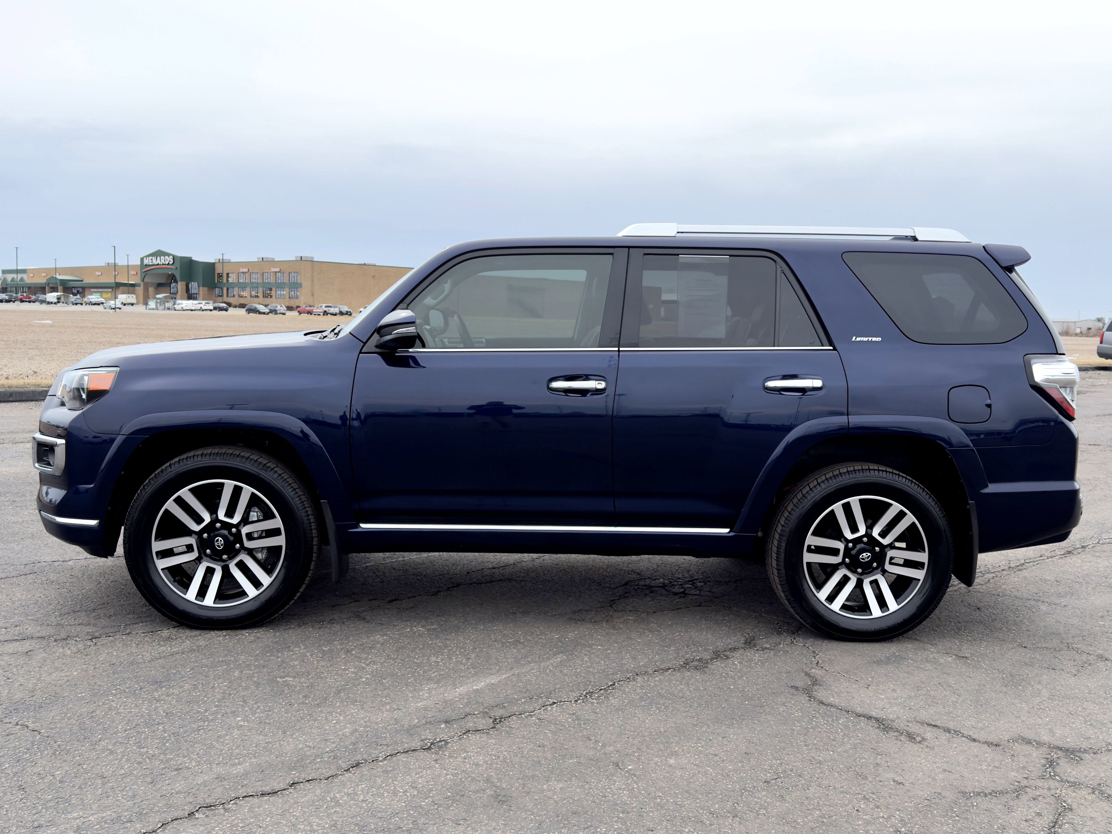 Used 2022 Toyota 4Runner Limited image 6