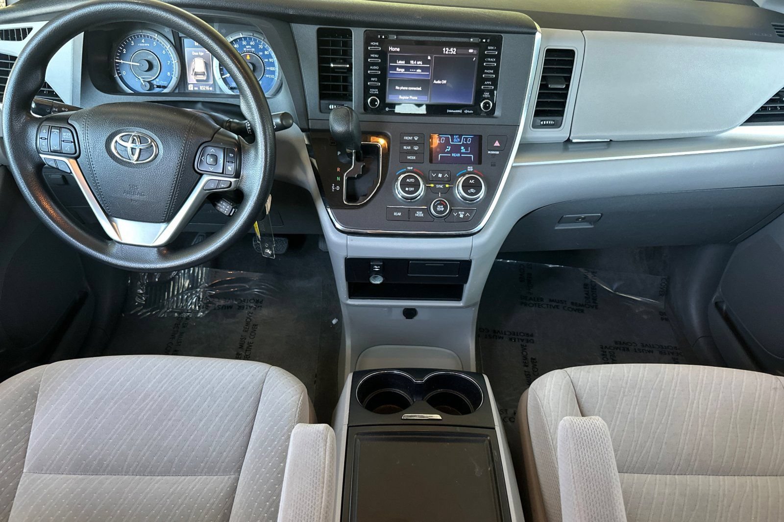 Certified 2018 Toyota Sienna LE w/ Carpet Mat Package FWD image 17