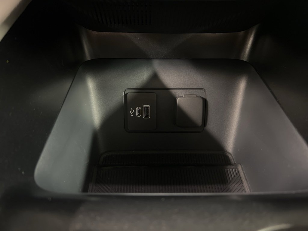 New 2026 Ford Explorer Active w/ Active Comfort Package image 15