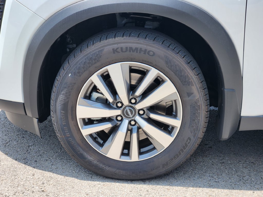 New 2026 Nissan Pathfinder SL AWD/4WD image 11