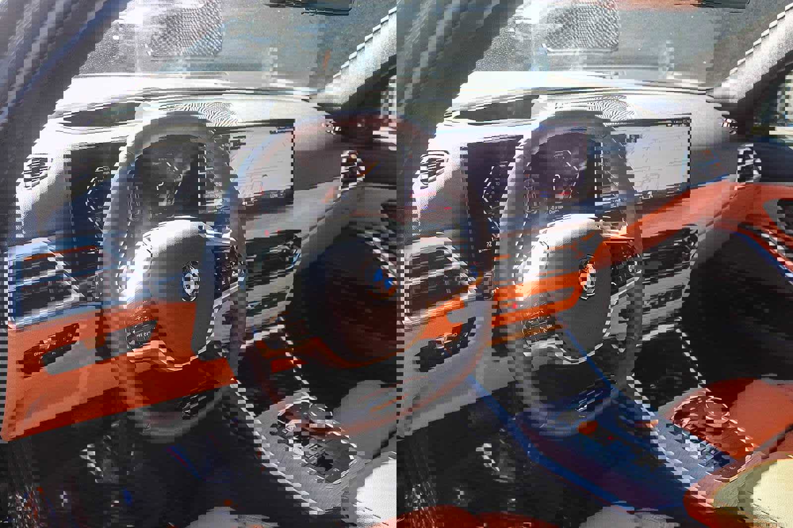 Certified 2025 BMW 330i Sedan w/ Premium Package image 17