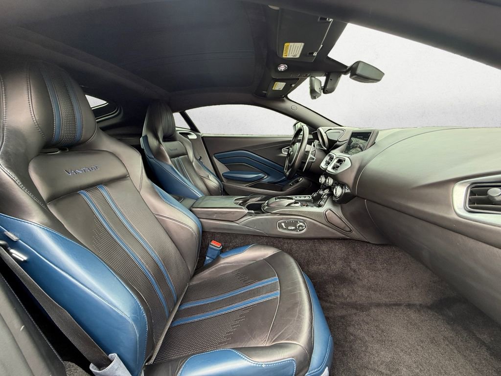 Used 2019 Aston Martin V8 Vantage Coupe image 10