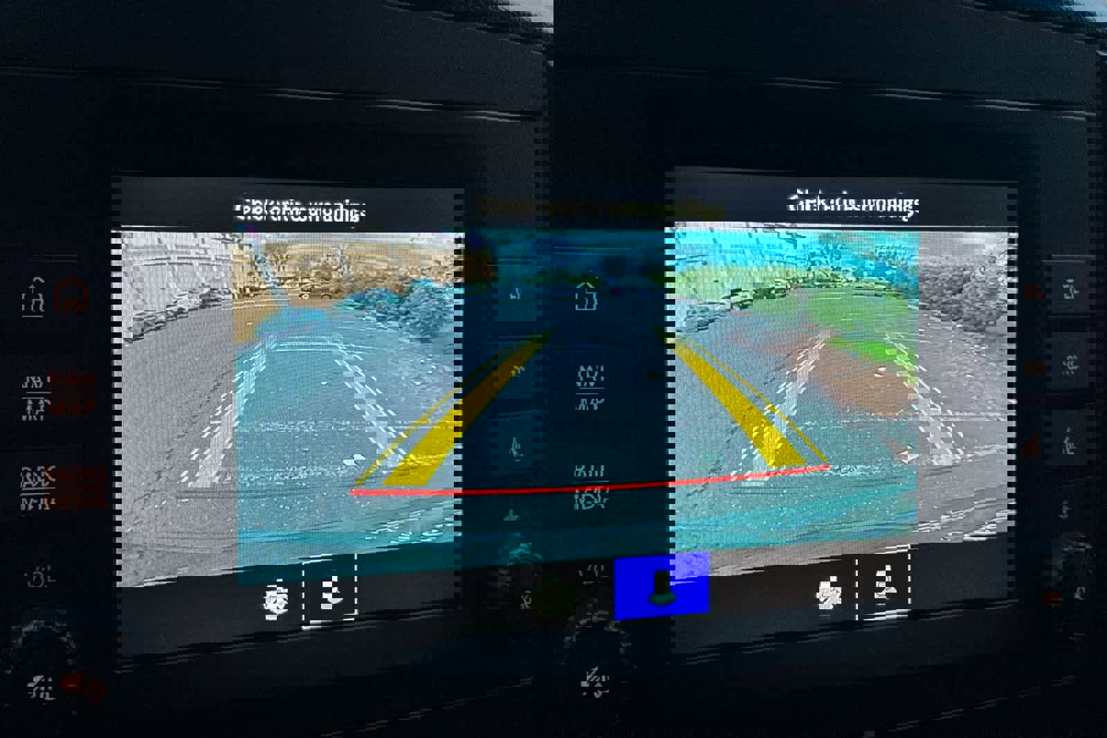 Used 2023 Mercedes-Benz Metris Passenger image 20
