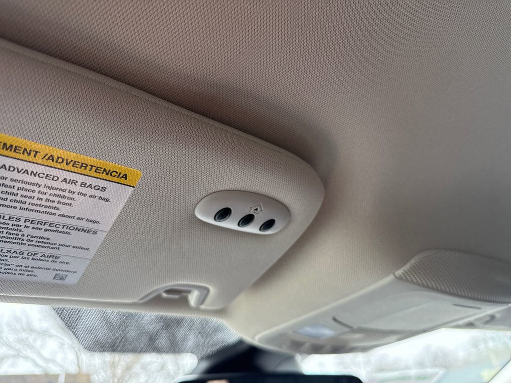 Used 2024 Ford Edge SEL w/ Sport Appearance Package image 43