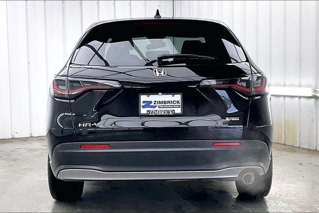 Used 2025 Honda HR-V Sport image 4