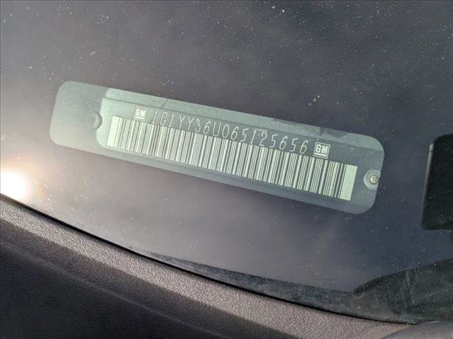 Used 2006 Chevrolet Corvette Convertible w/ Preferred Equipment Group image 16