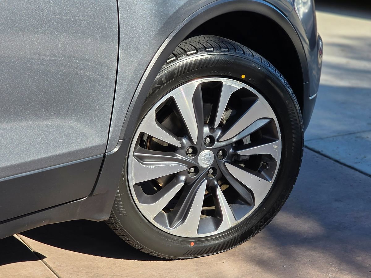 Used 2019 Buick Encore Essence AWD/4WD image 14