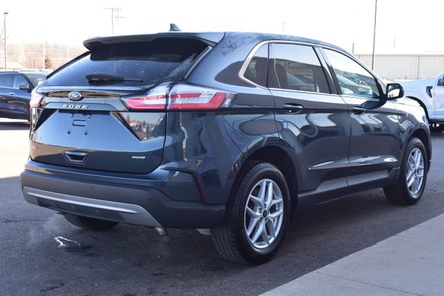 Used 2023 Ford Edge SEL w/ Convenience Package image 6