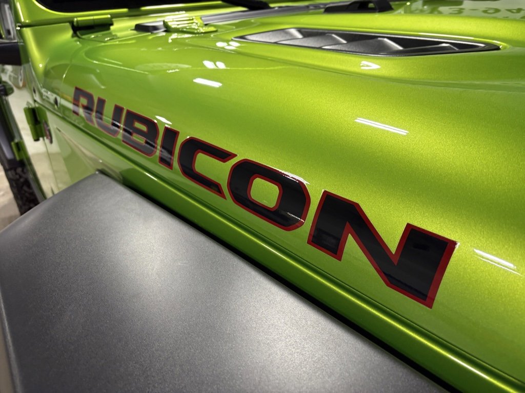 Used 2025 Jeep Wrangler Rubicon w/ Technology Group image 28