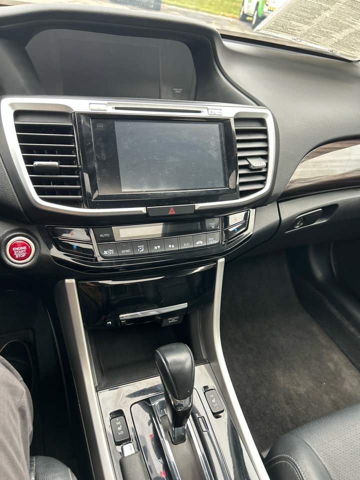 Used 2016 Honda Accord EX-L image 8