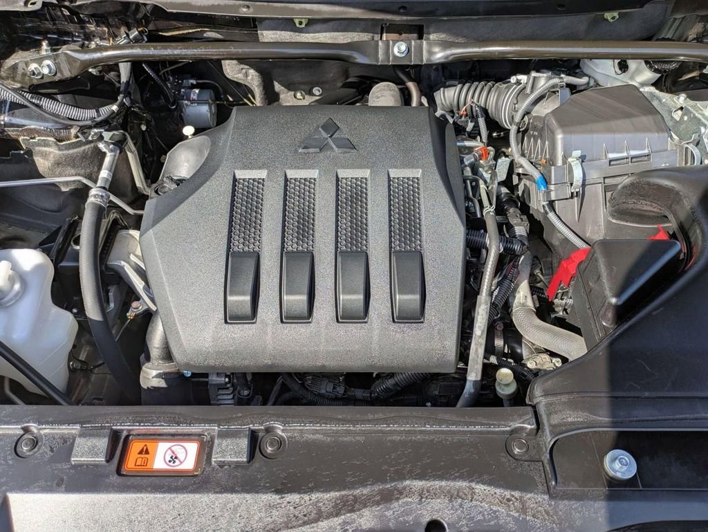 Used 2025 Mitsubishi Eclipse Cross SE image 29