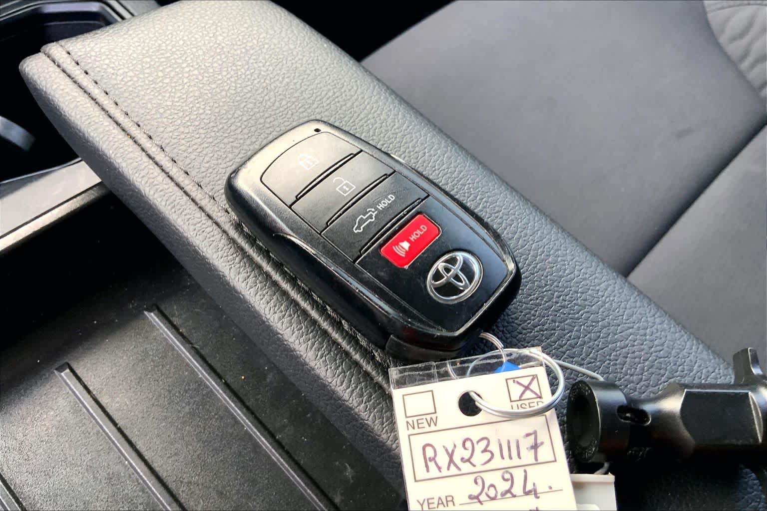 Used 2024 Toyota Tundra SR w/ SR Tow Package AWD/4WD image 12