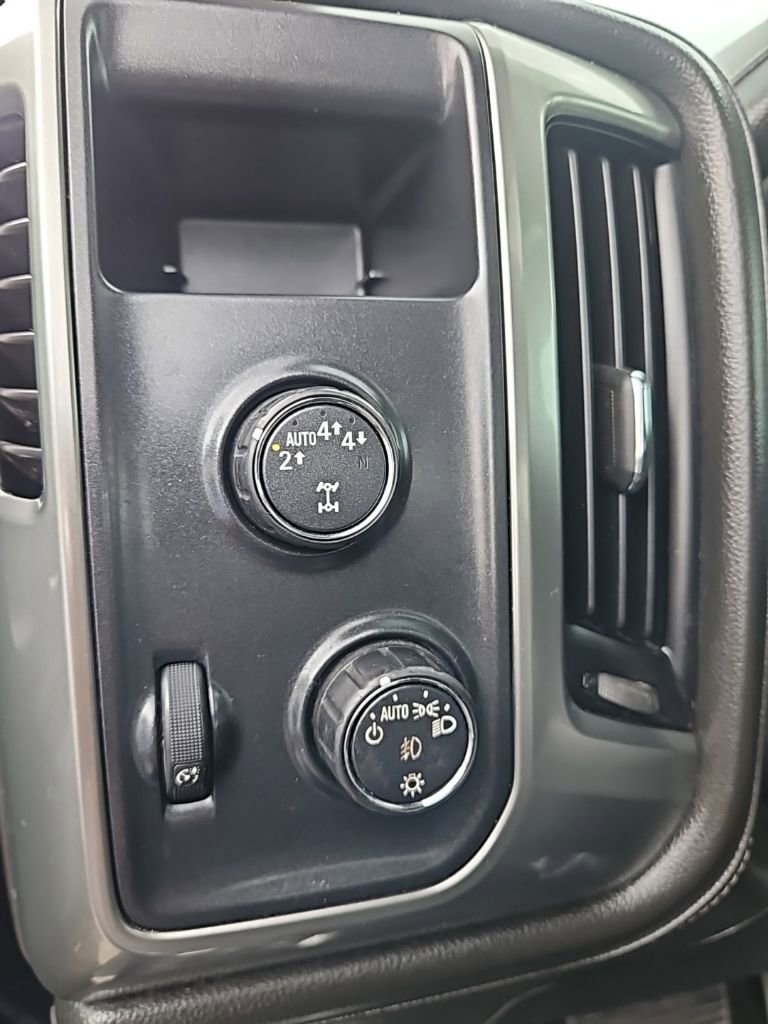 Used 2018 Chevrolet Silverado 1500 LTZ Z71 w/ Centennial Edition AWD/4WD image 14